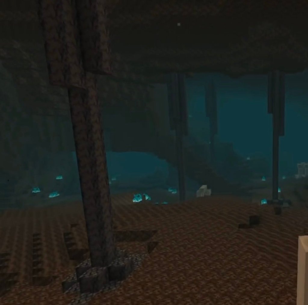 This image has an empty alt attribute; its file name is basalt-stalagmites-soulsand-valley.jpg